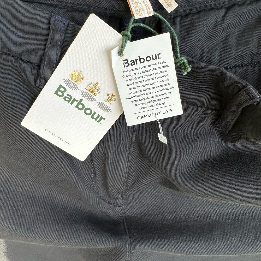 New! Barbour Essential Chino Short - Picture 4 of 5